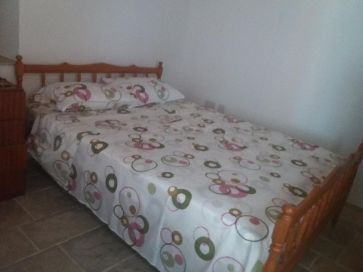 Georgia'S House Bed & Breakfast Fyti Bagian luar foto