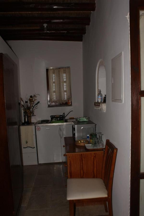 Georgia'S House Bed & Breakfast Fyti Bagian luar foto